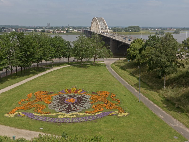 Nijmegen, Noviomagus en de Waalbrug RM523067 foto7 2016-06-08 12.04