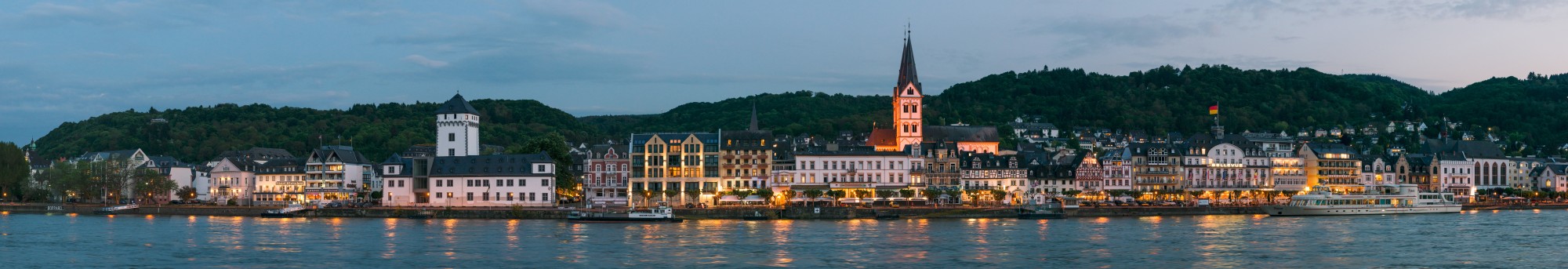Panoramic view of Boppard at dusk 20150513 1