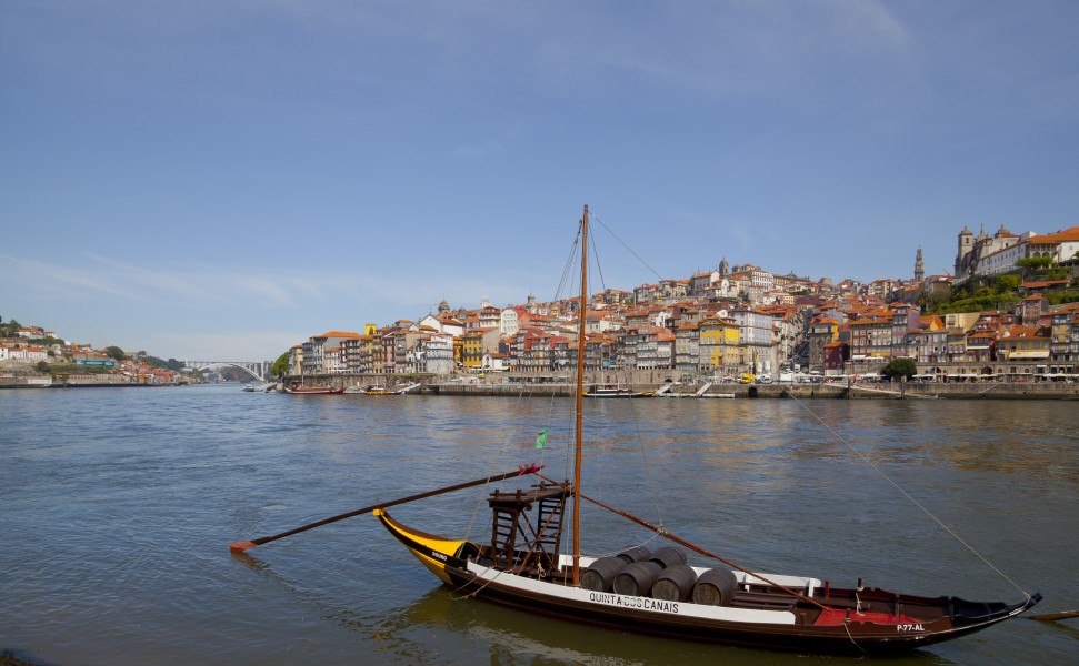 Rabelos en el río Duero, Vila Nova de Gaia, Portugal, 2012-05-09, DD 05