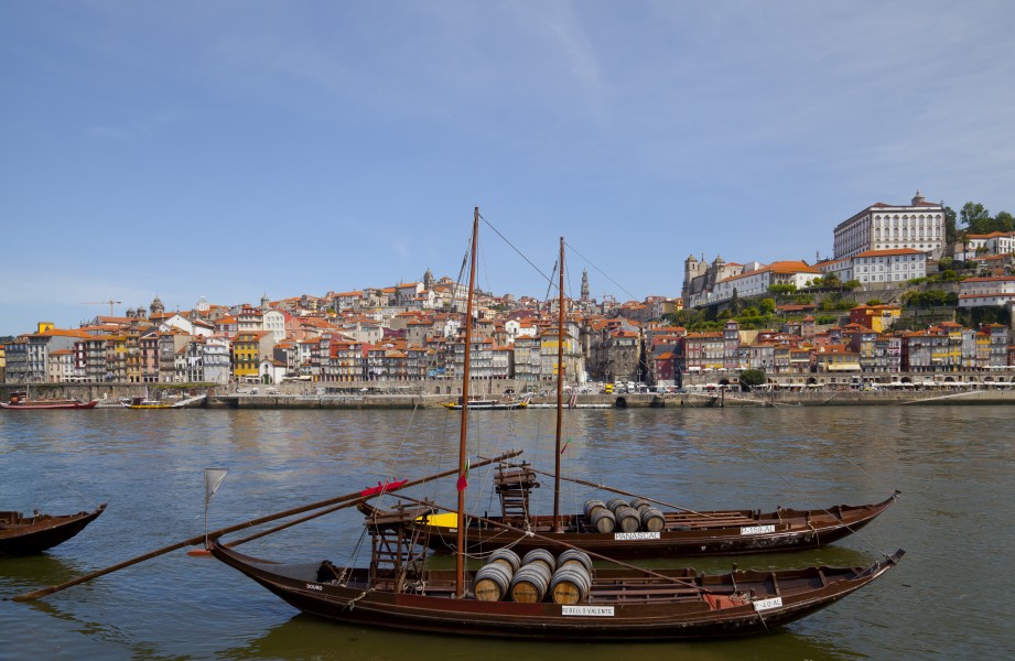Rabelos en el río Duero, Vila Nova de Gaia, Portugal, 2012-05-09, DD 08