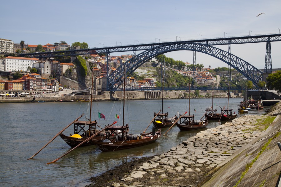 Rabelos en el río Duero, Vila Nova de Gaia, Portugal, 2012-05-09, DD 12