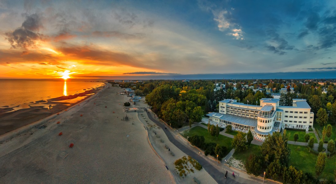 Sunset in Pärnu beach (1)
