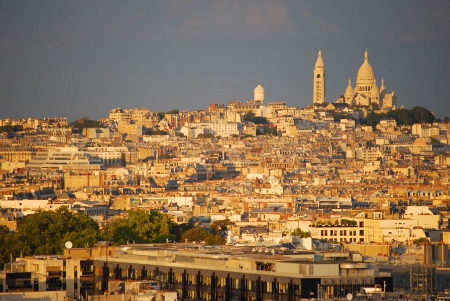 The sunset on Sacre Coeur, Paris 2007