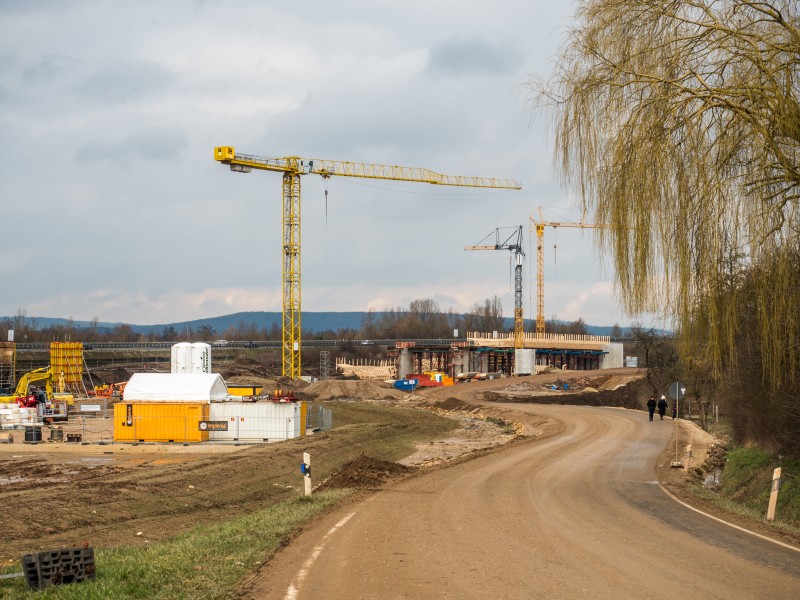 Unteroberndorf-ICE-Baustelle-3068653