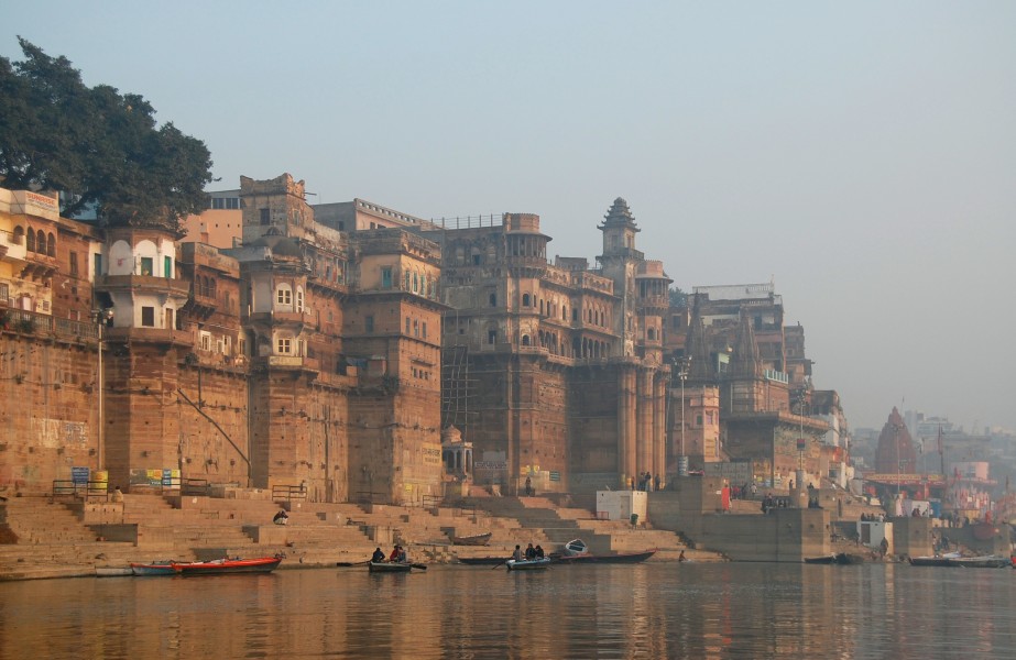 Varanasi 2010 ghats1