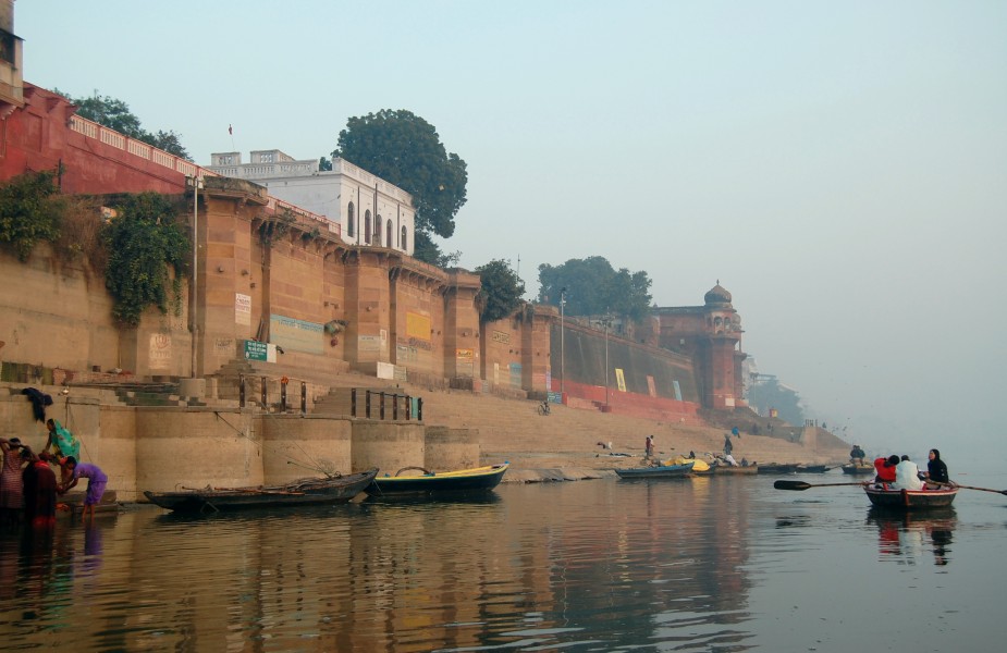Varanasi 2010 ghats3