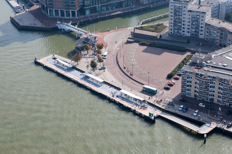 Waterbushalte Dordrecht Merwekade luchtfoto