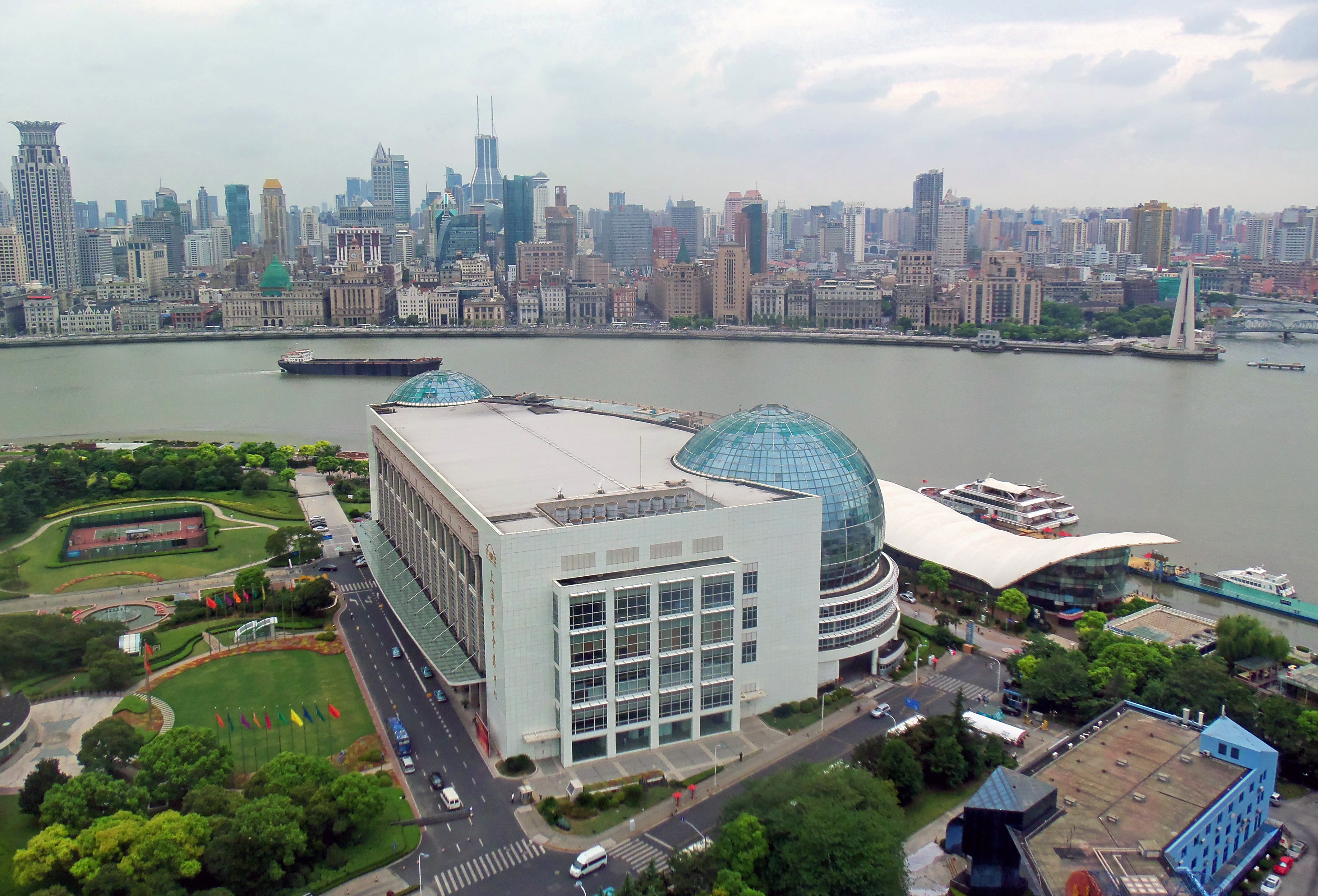 Shanghai International Conference Center, Huangpu River and the Bund
