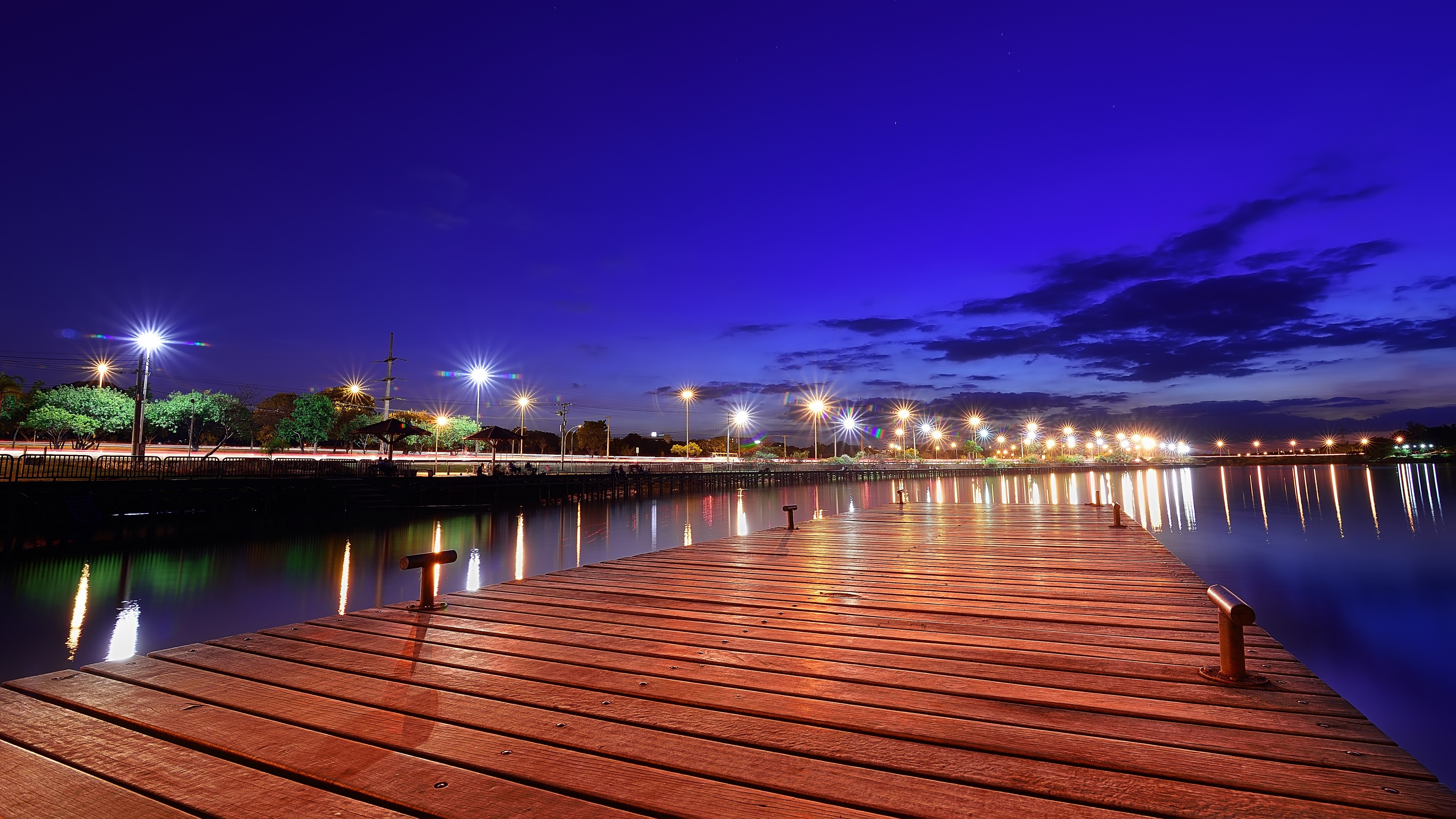 Anoitecer no Lago Paranoá