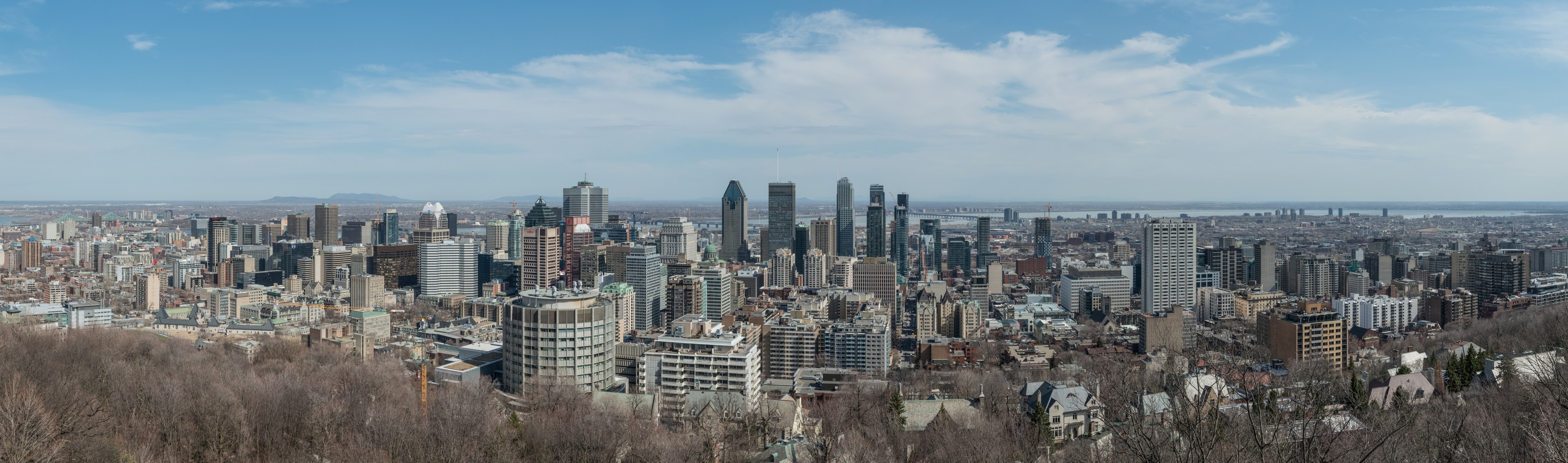 Panoramic View of Downtown Montréal from Mont Royal 20170410 1