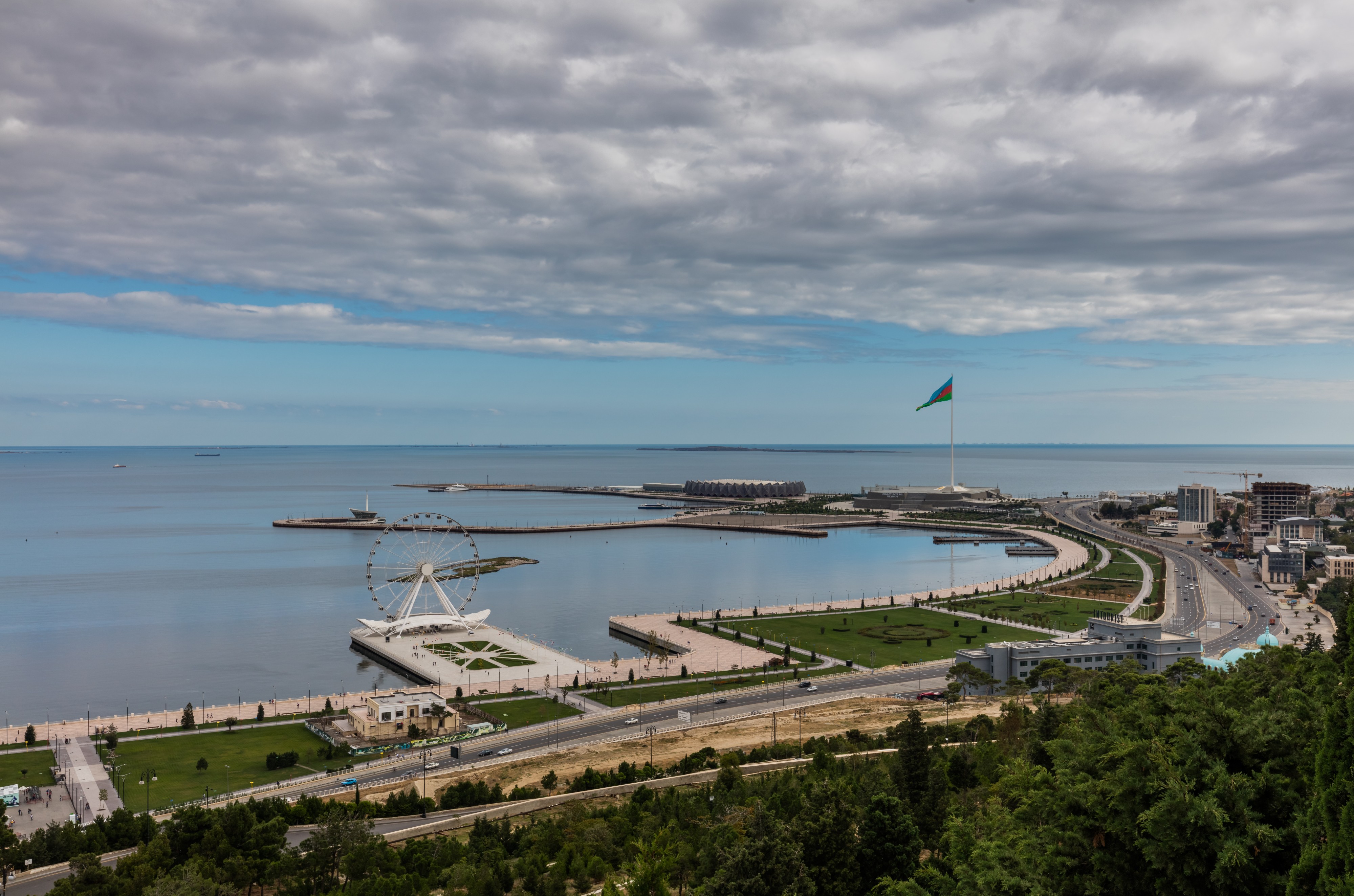 Vista de Baku, Azerbaiyán, 2016-09-26, DD 119