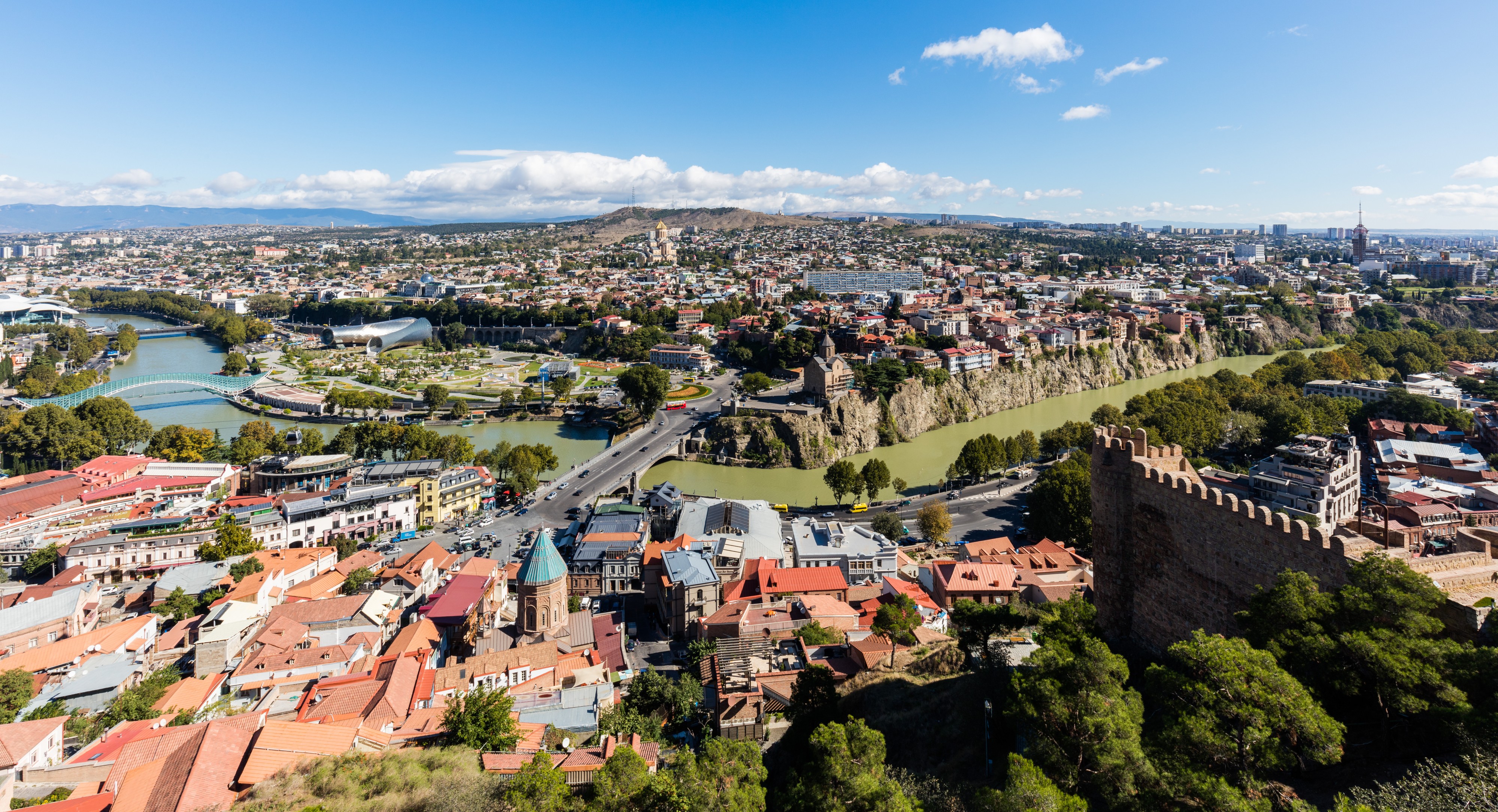 Vista de Tiflis, Georgia, 2016-09-29, DD 46
