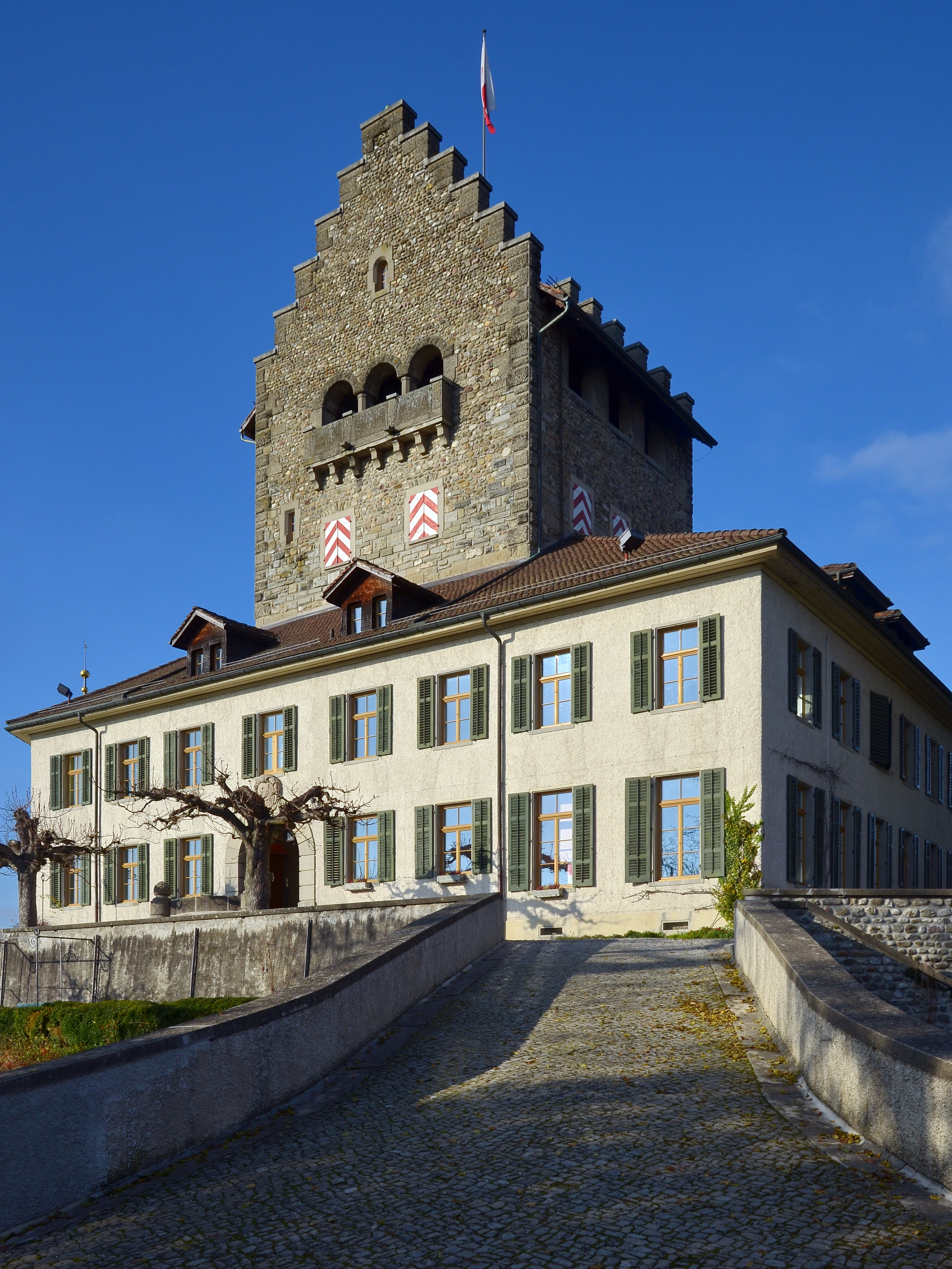 Uster - Schloss - Schlossweg 2012-11-14 14-23-11 ShiftN