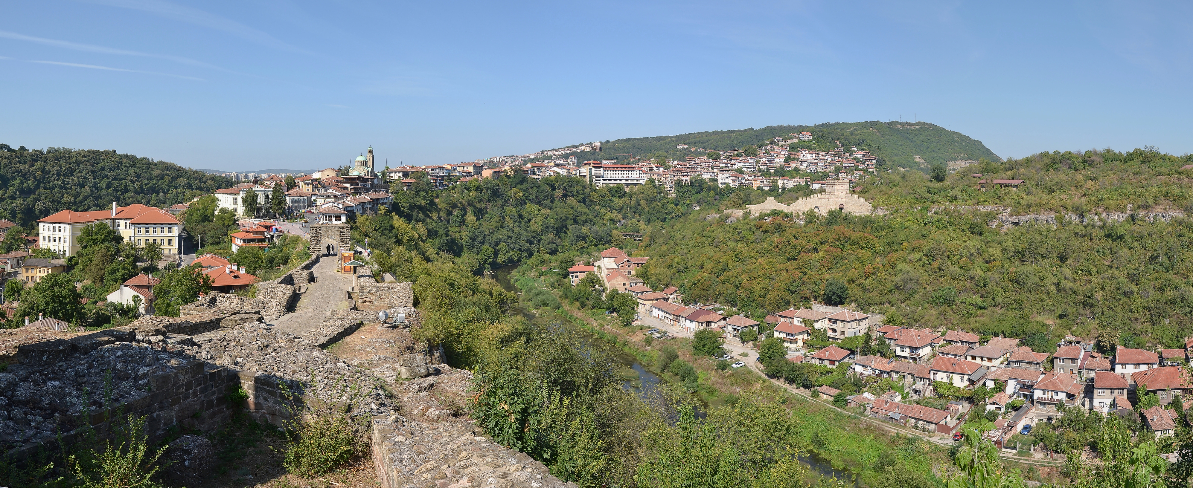 Veliko Tarnovo (Велико Търново) - view from Tsarevets