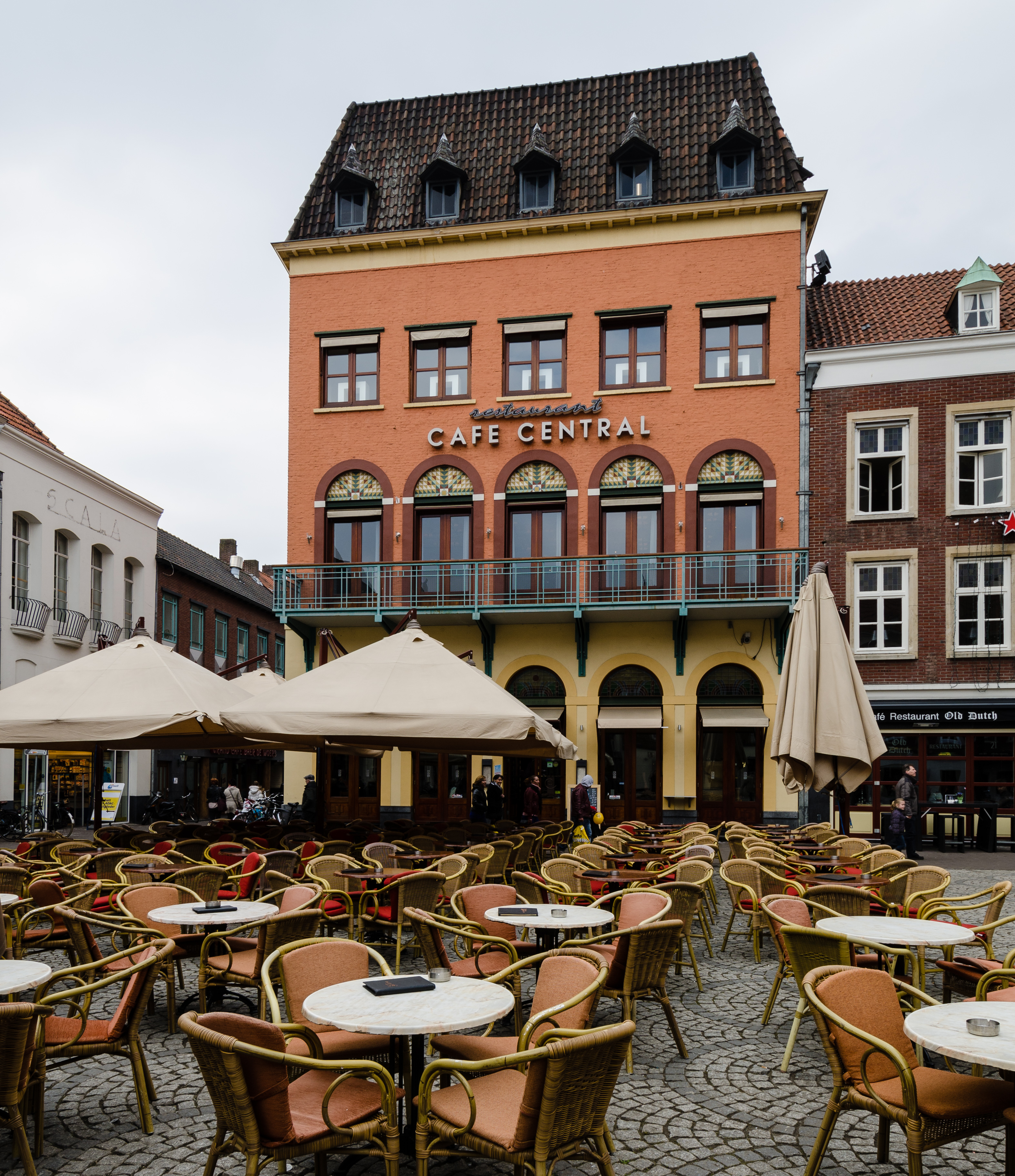 Venlo-Cafe-Central-2013