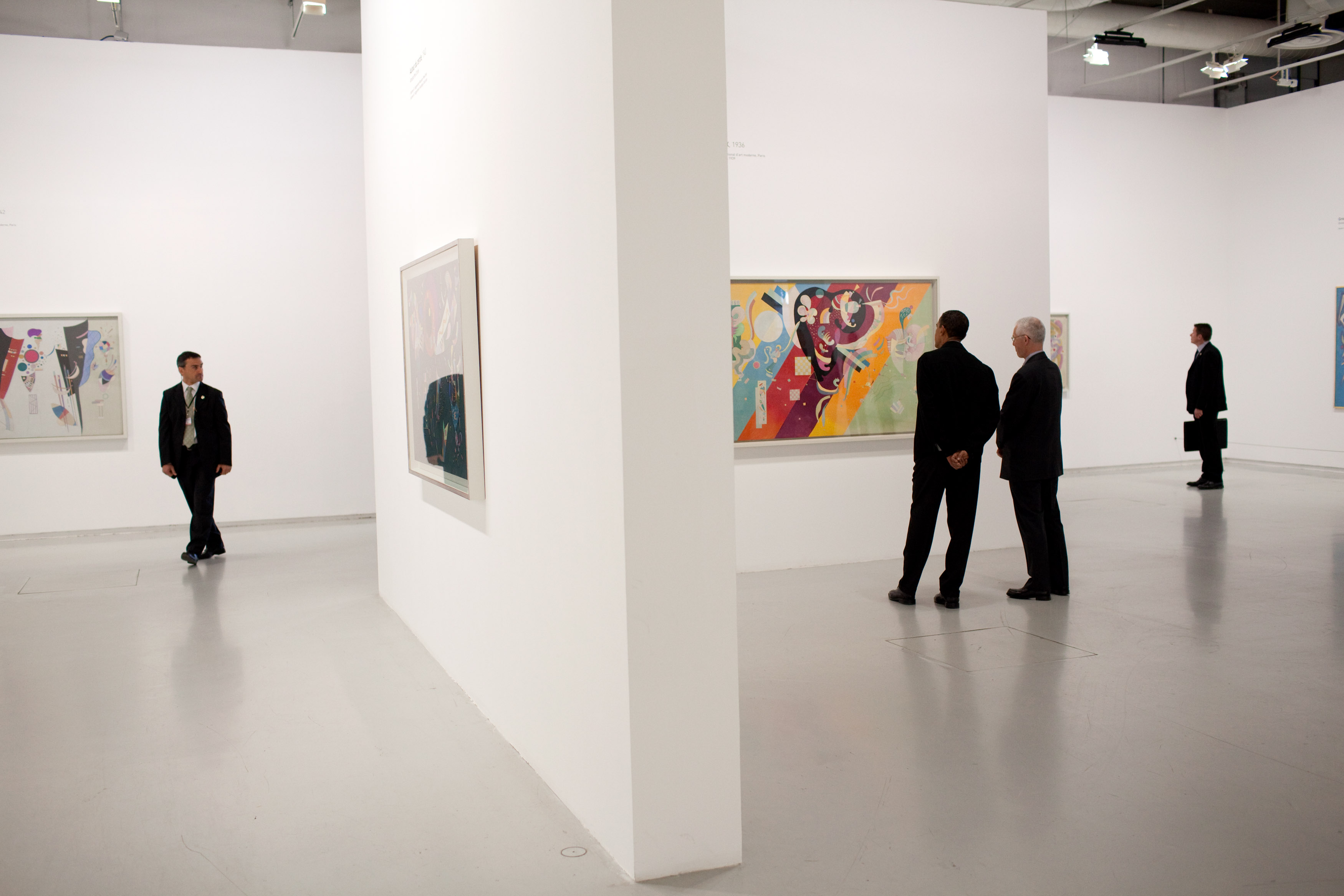 Barack Obama tours the Centre Pompidou modern art museum 2
