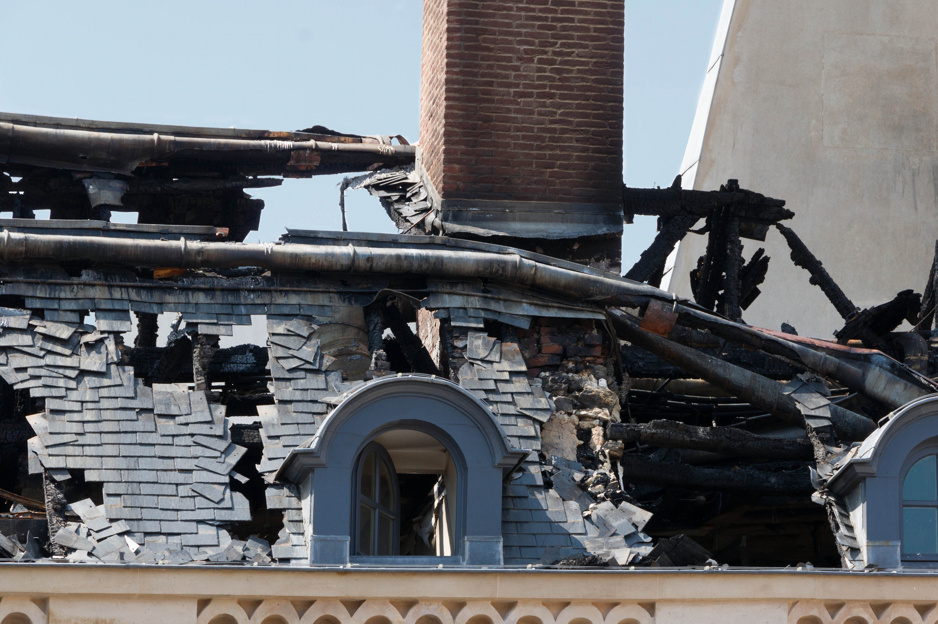 Incendie hôtel Lambert Paris 2