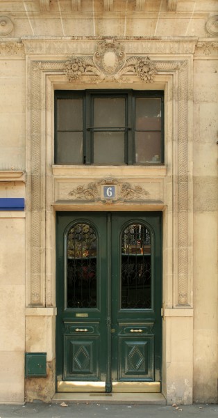 Boulevard Saint-Michel (Paris), numéro 6, porte