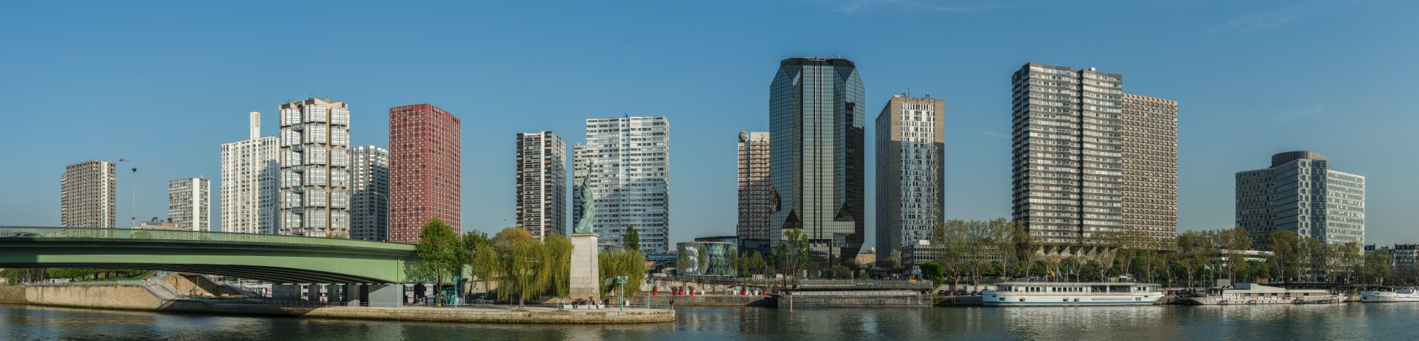 Front de Seine, Paris 10 April 2014