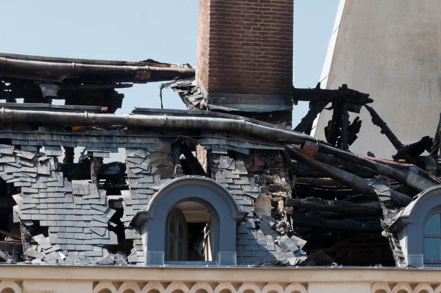Incendie hôtel Lambert Paris 2