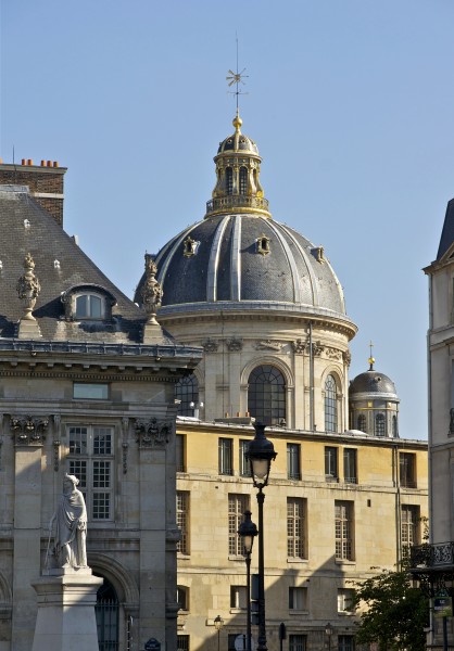 Institut coupole république