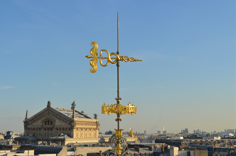 Paris 9 - Printemps view (1)
