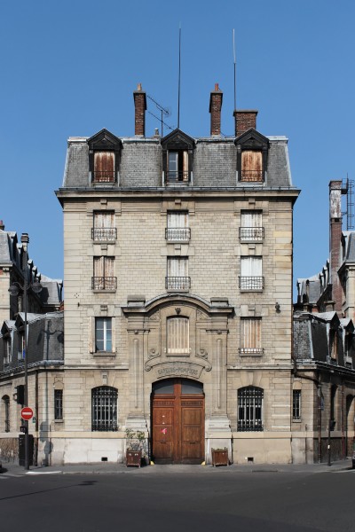 Paris, caserne Château-Landon 02