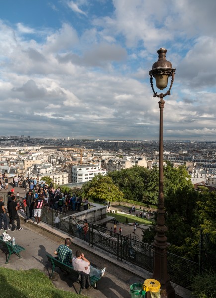 Paris, Sacré-Cœur de Montmartre, Vorplatz -- 2014 -- 1175