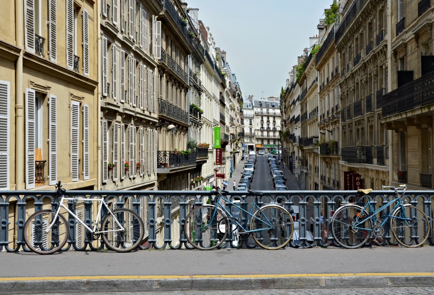 Paris Rues Semard Bellefond 2013