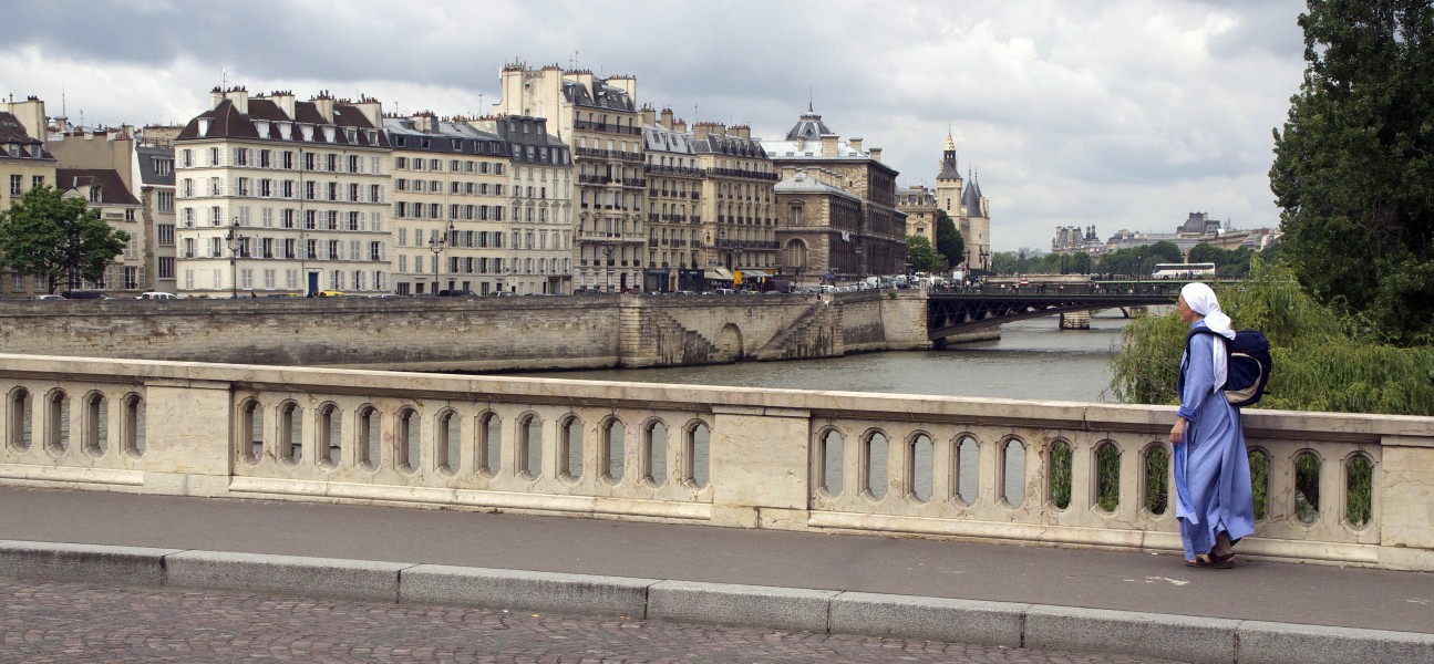 Pont Louis Philippe, Paris 29 June 2013