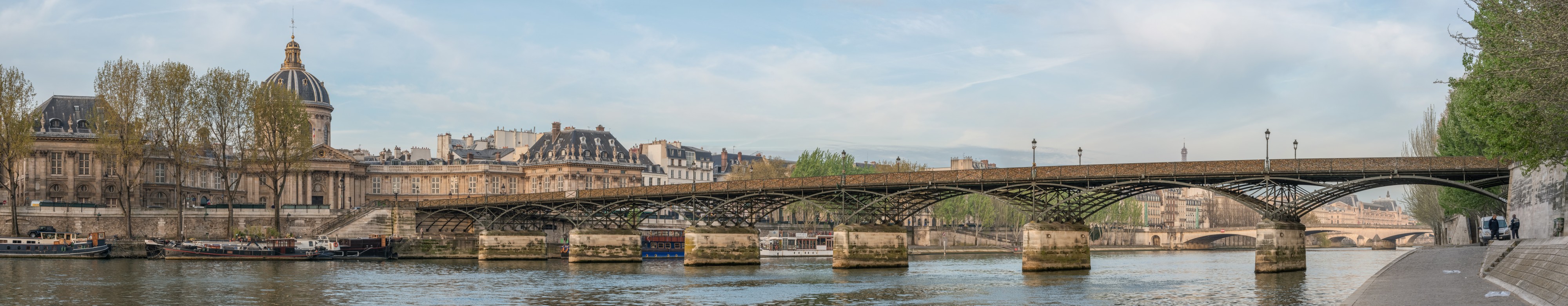 Institut de France and Pont des Arts, Paris 6e 140402 1