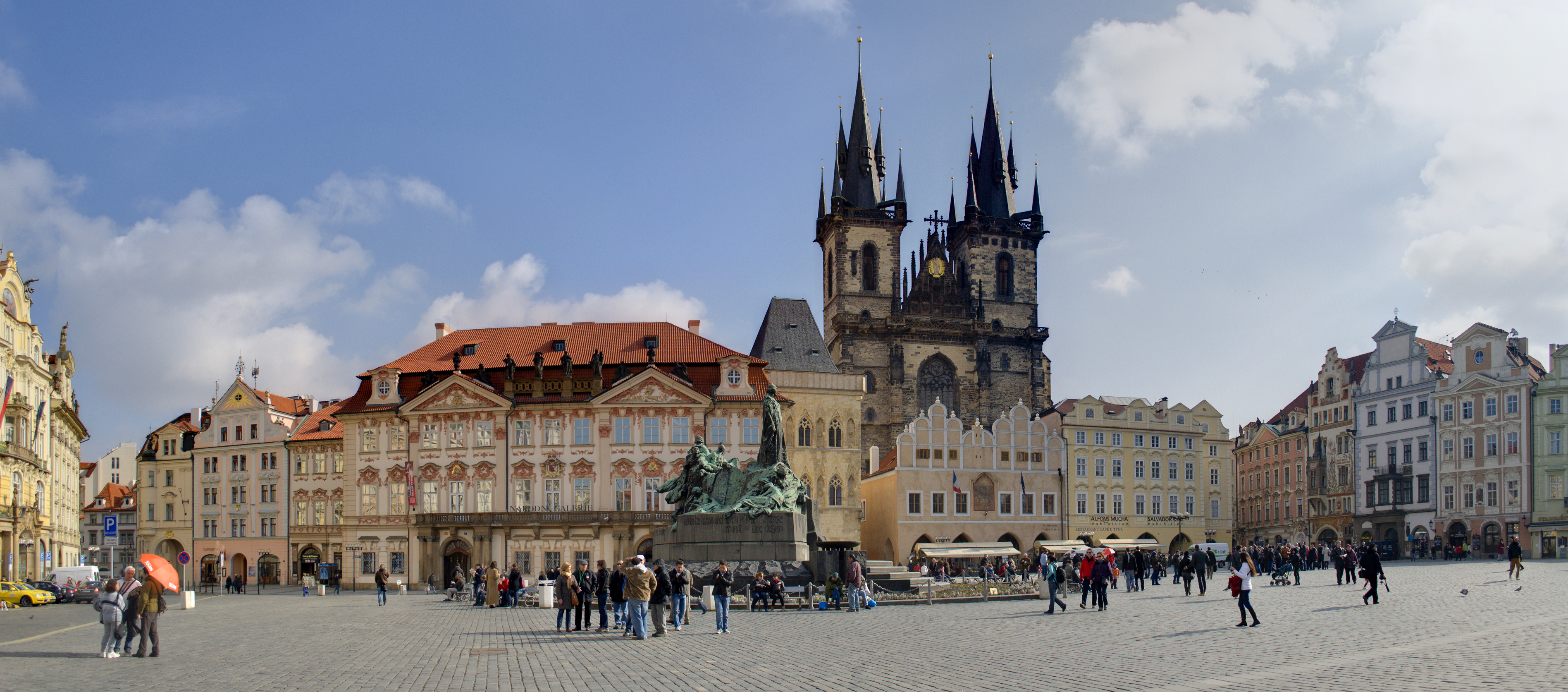 Old Town Square Praga 01