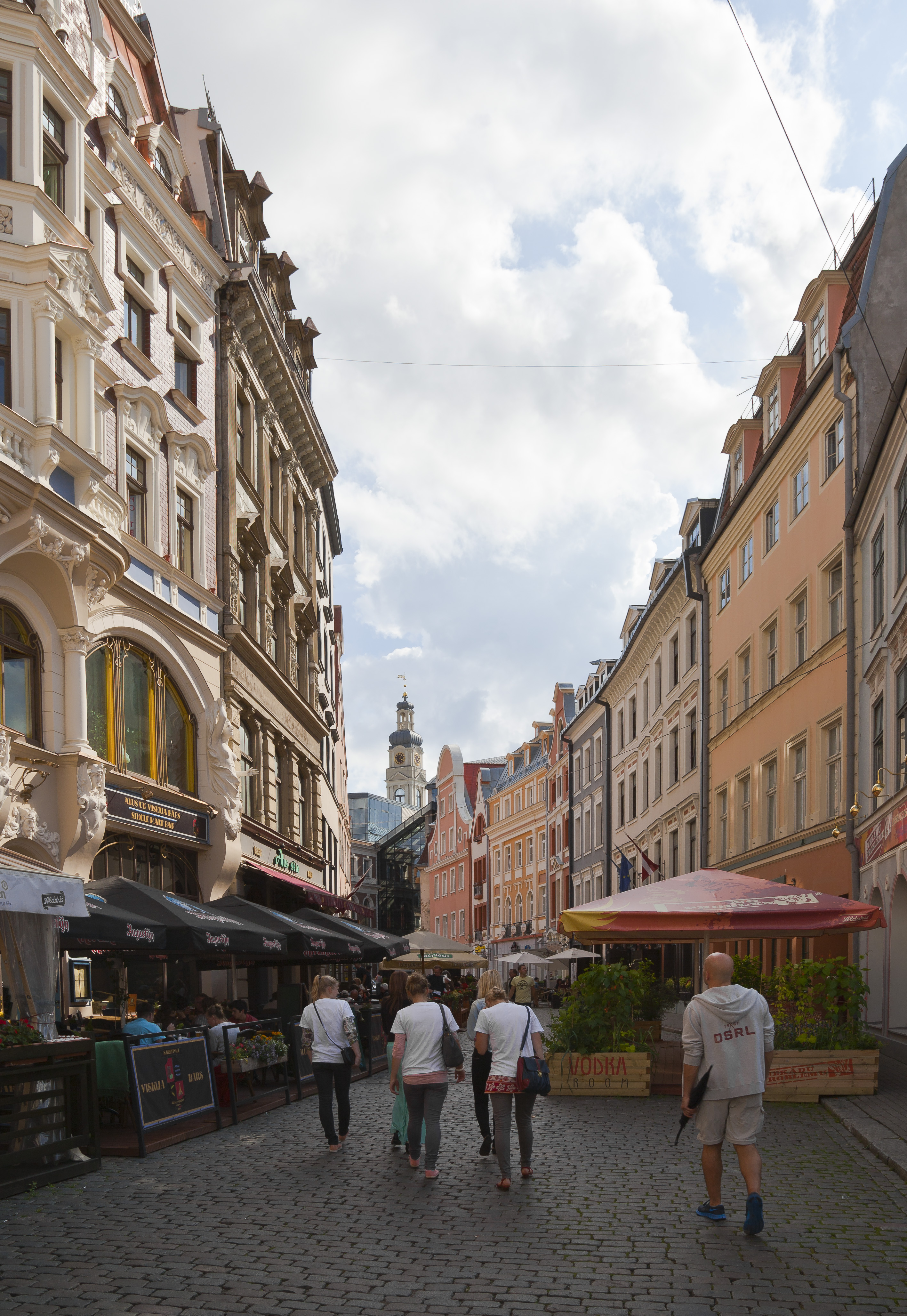 Calle Tirgonu iela, Riga, Letonia, 2012-08-07, DD 01