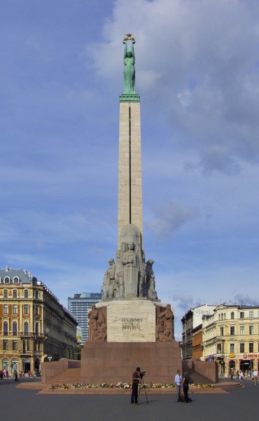 Brīvības piemineklis (by Pudelek)
