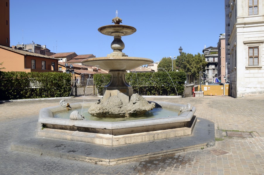 Fontaine of Palazzo Barberini (Rome)