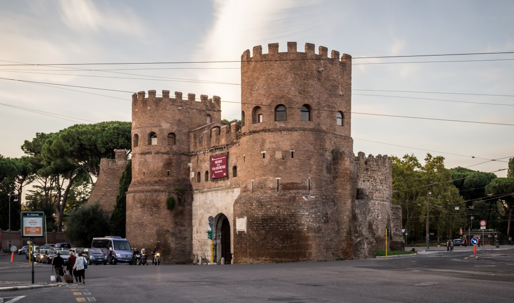 Rome (IT), Porta San Paolo -- 2013 -- 4064