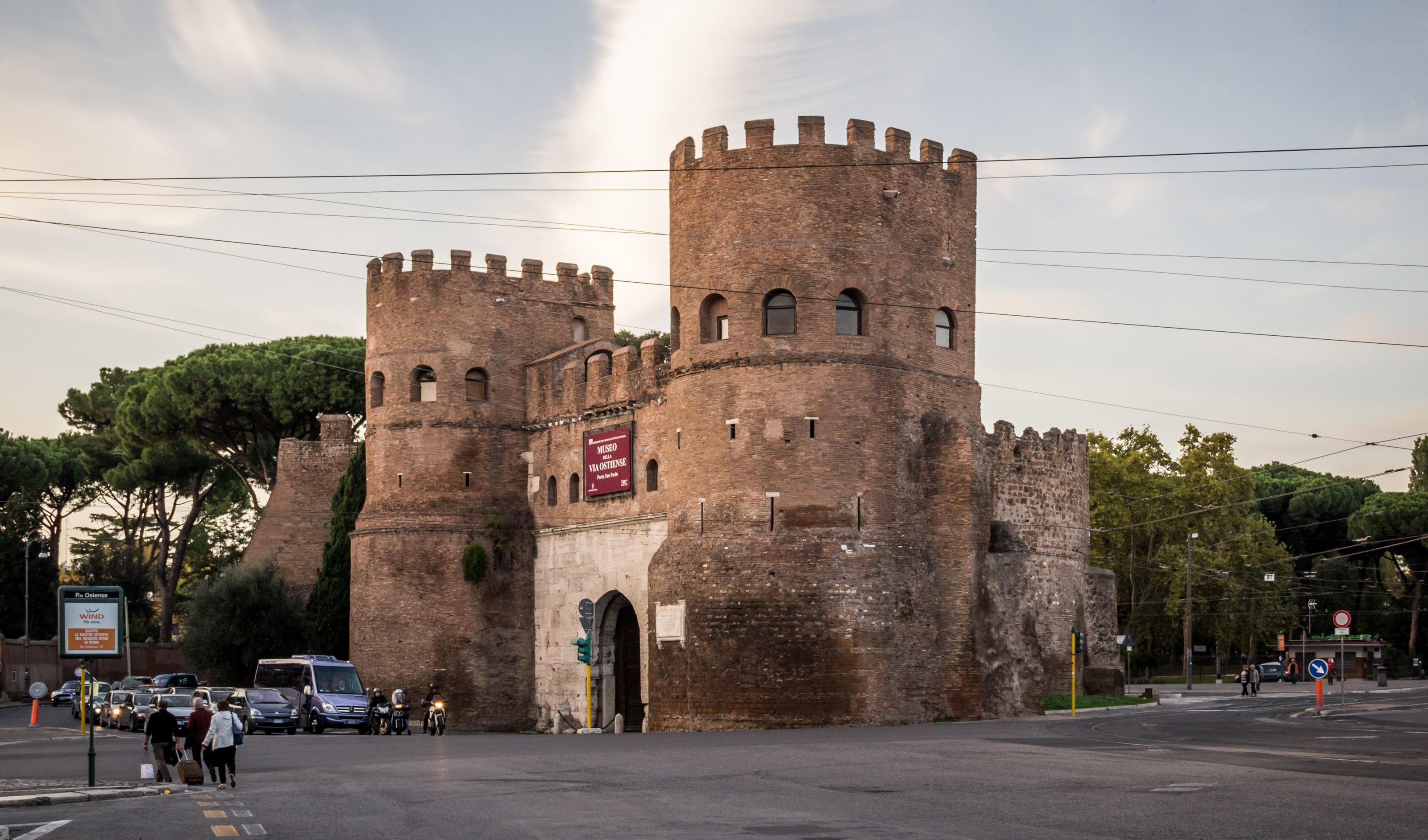 Rome (IT), Porta San Paolo -- 2013 -- 4064