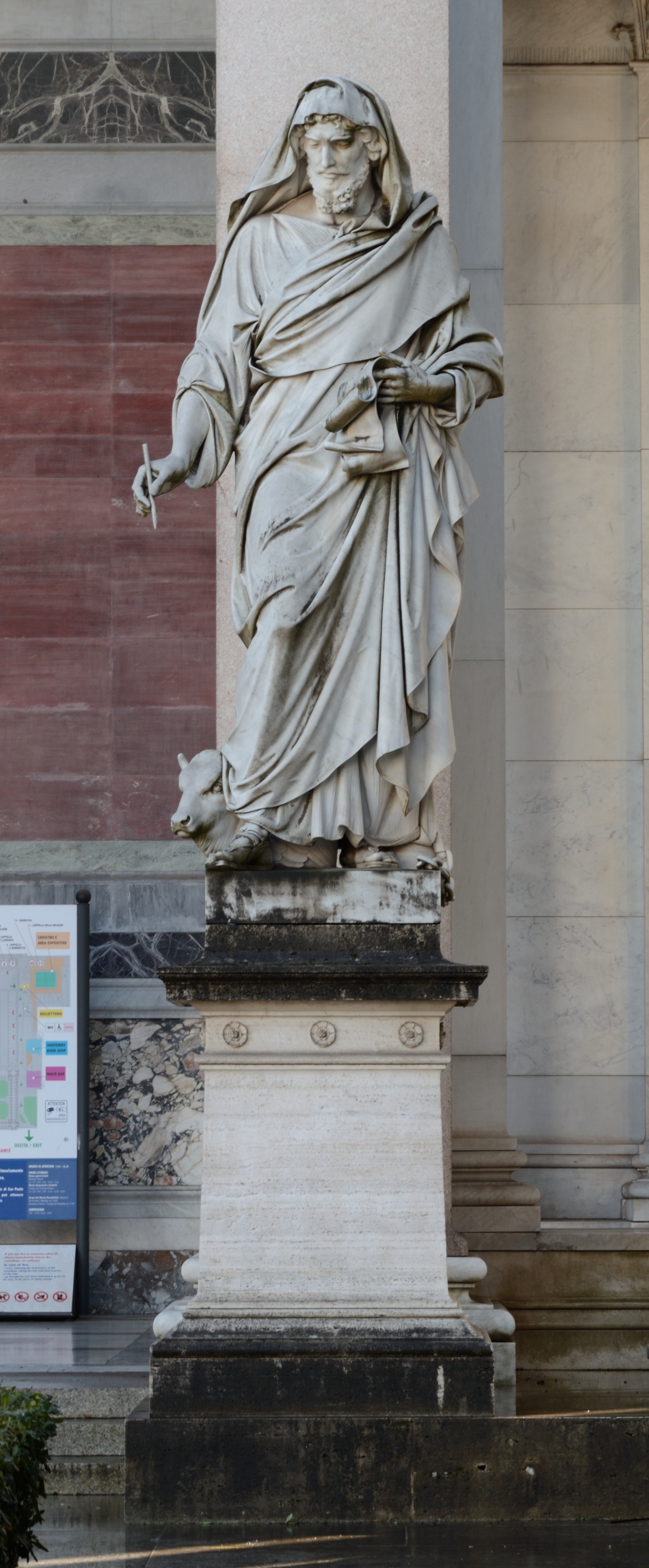 Statue of Luke the Evangelist in Saint Paul (Rome) - Cloister