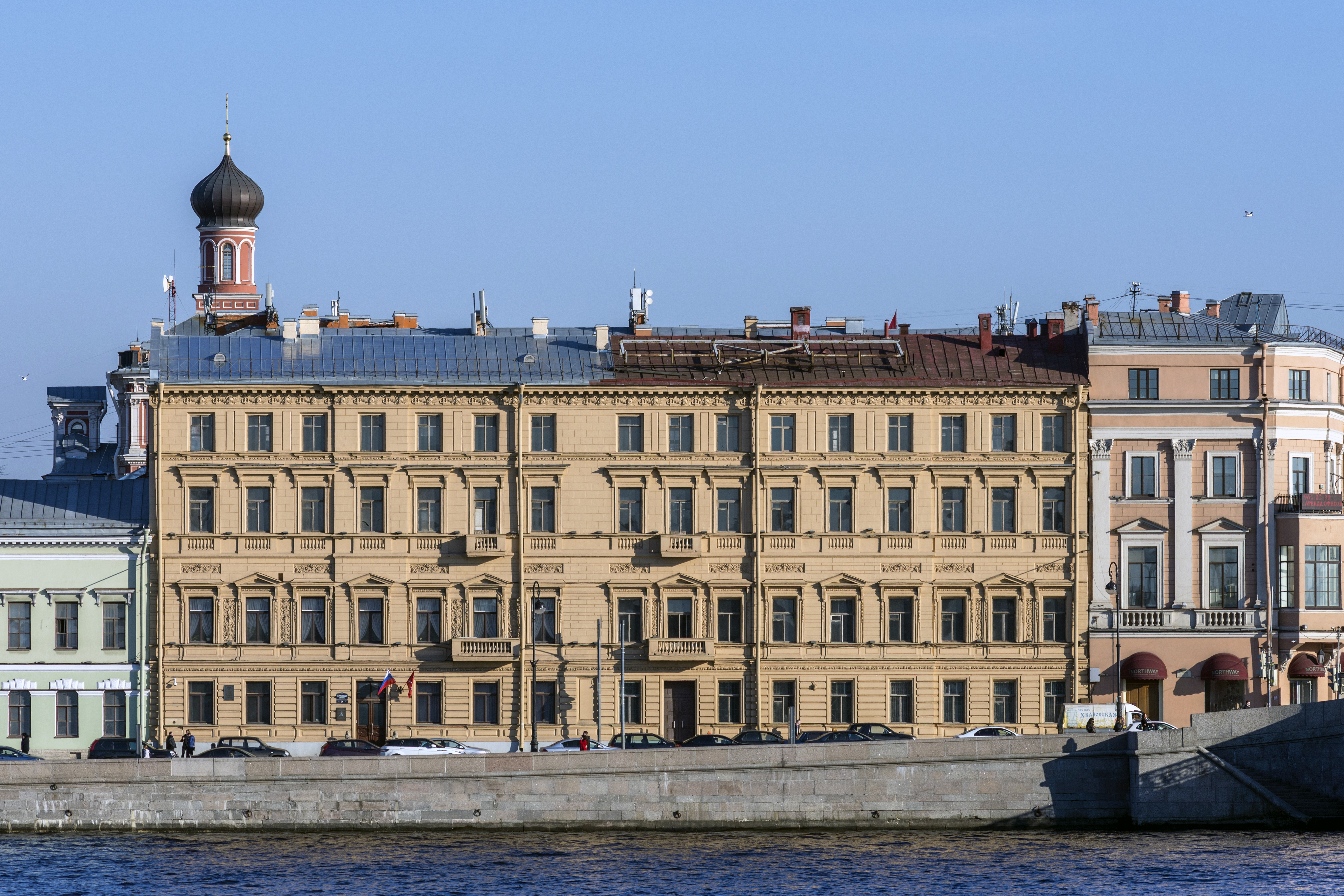 Angliyskaya Embankment SPB 34