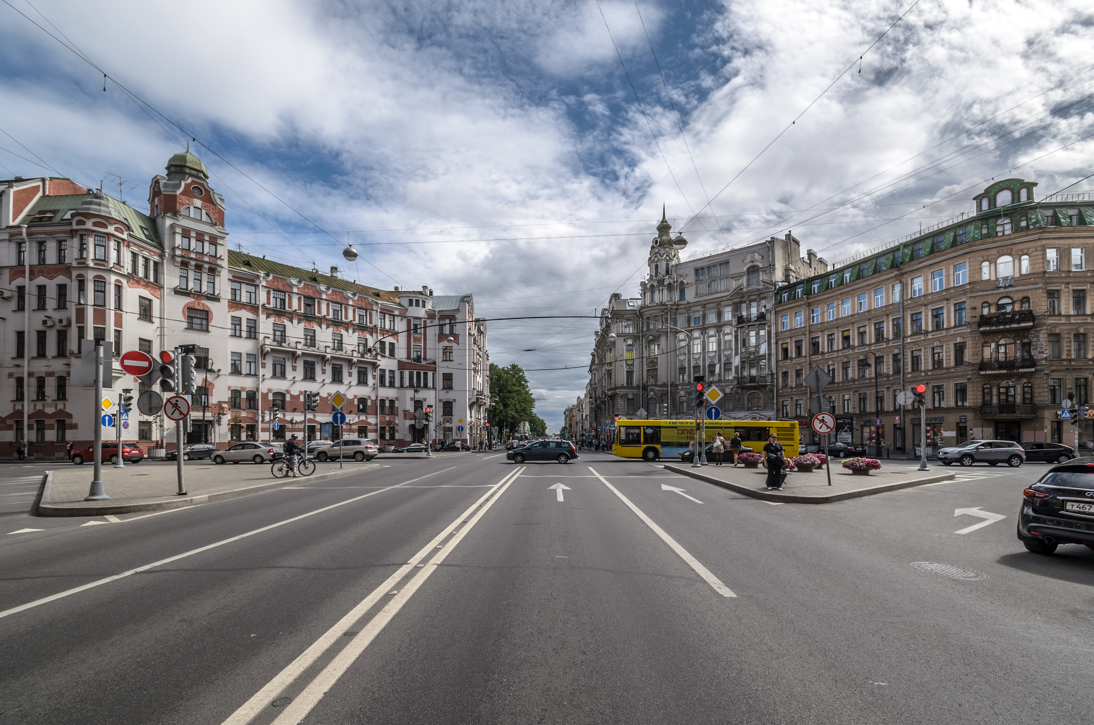 Avstriyskaya Square SPB 01