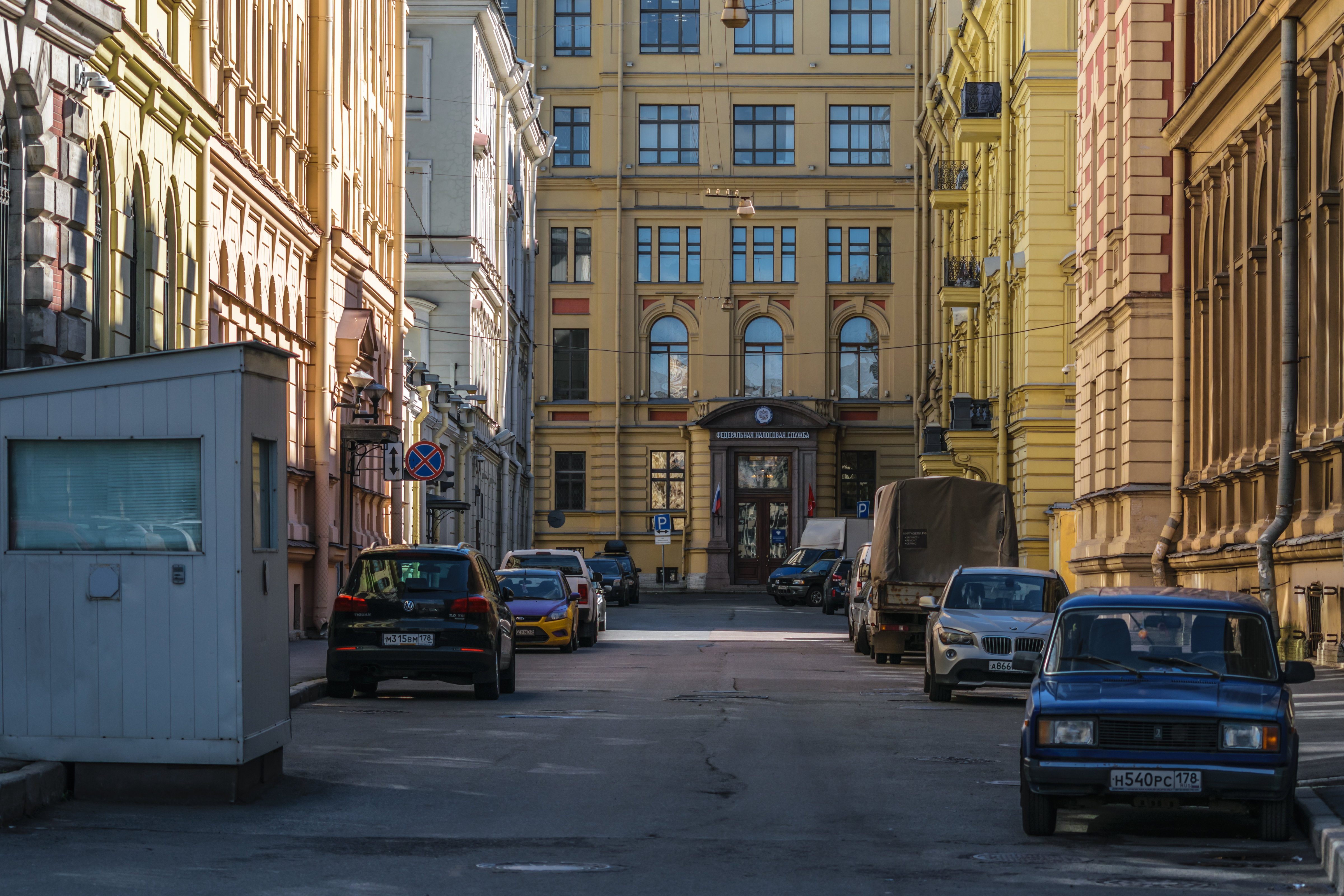 Fontanka Embamkment 76