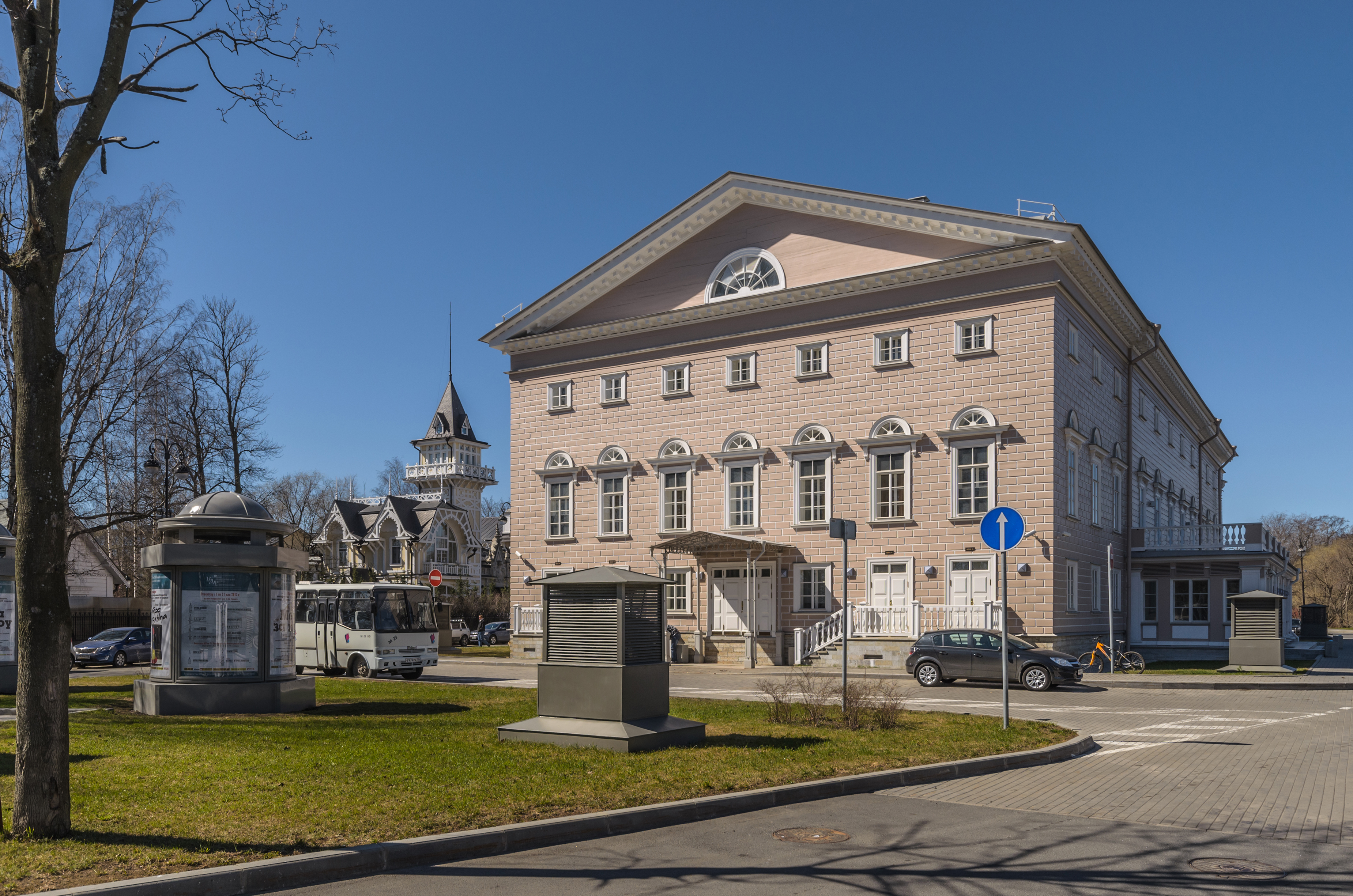 Kamennoostrovsky Theatre 3