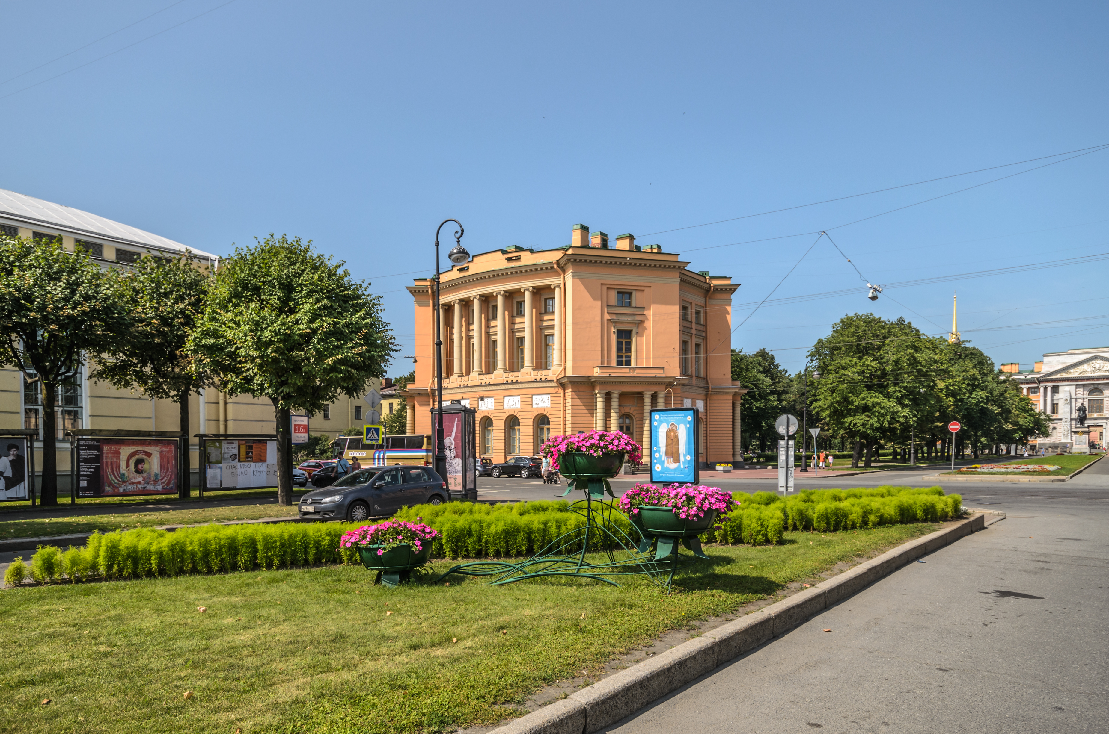 Klenovaya Street in SPB 05