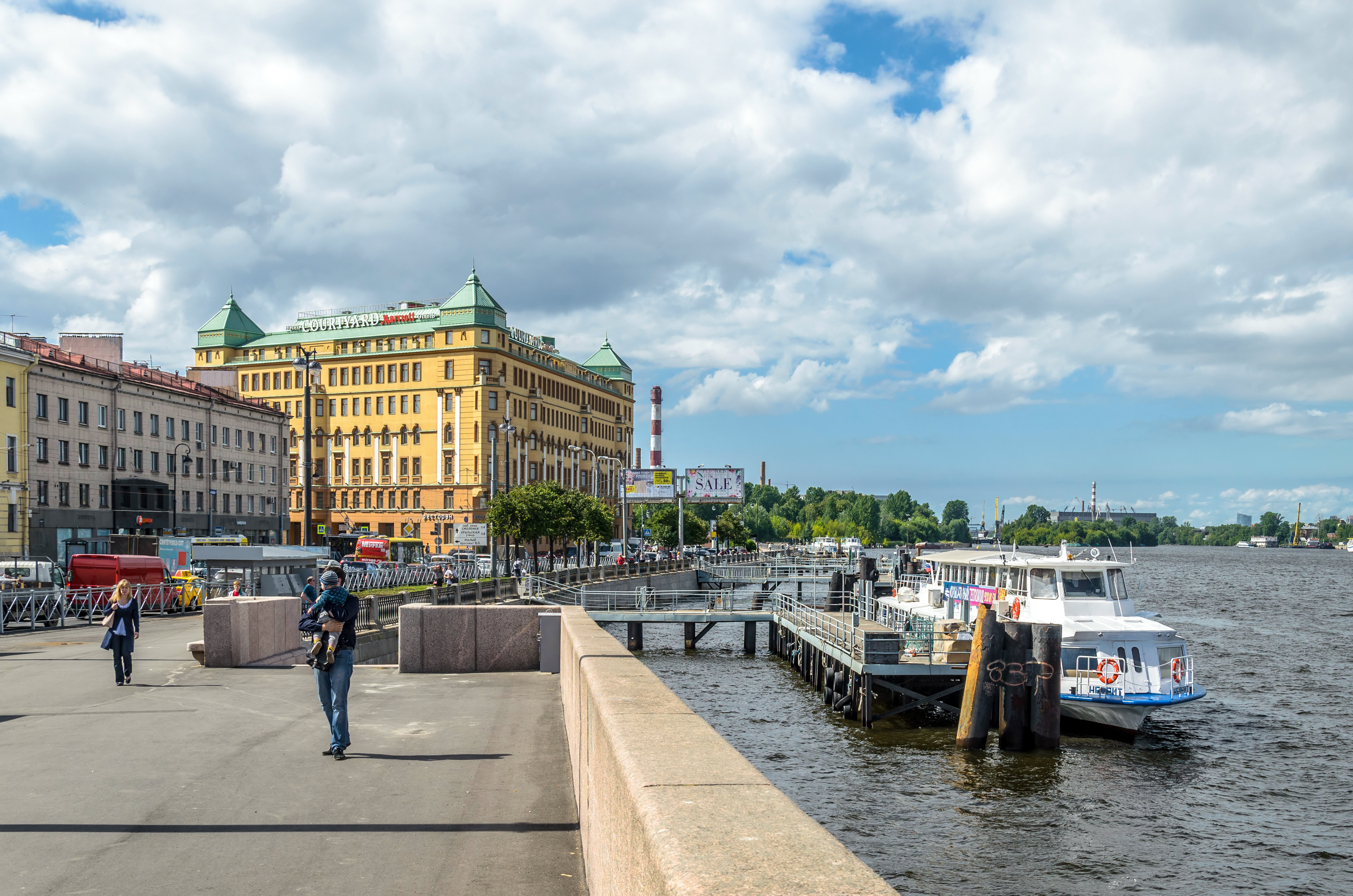Makarova Embankment SPB 01
