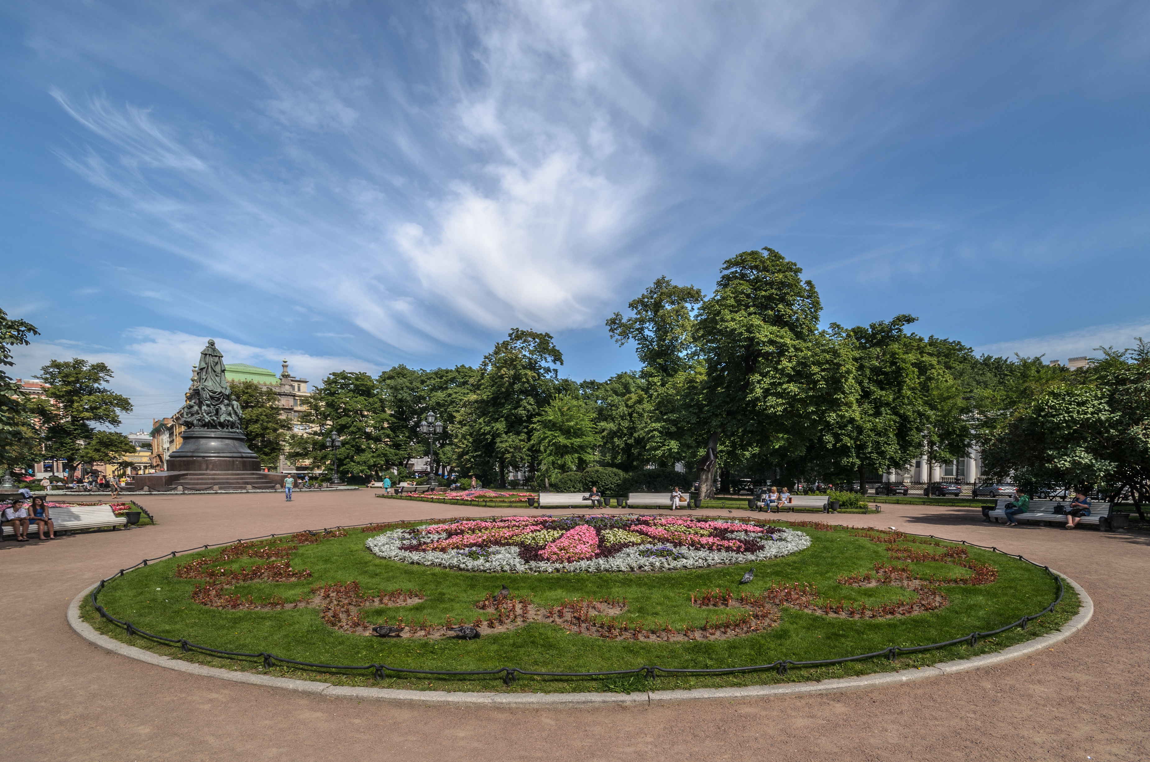 Ostrovskogo Square SPB 02
