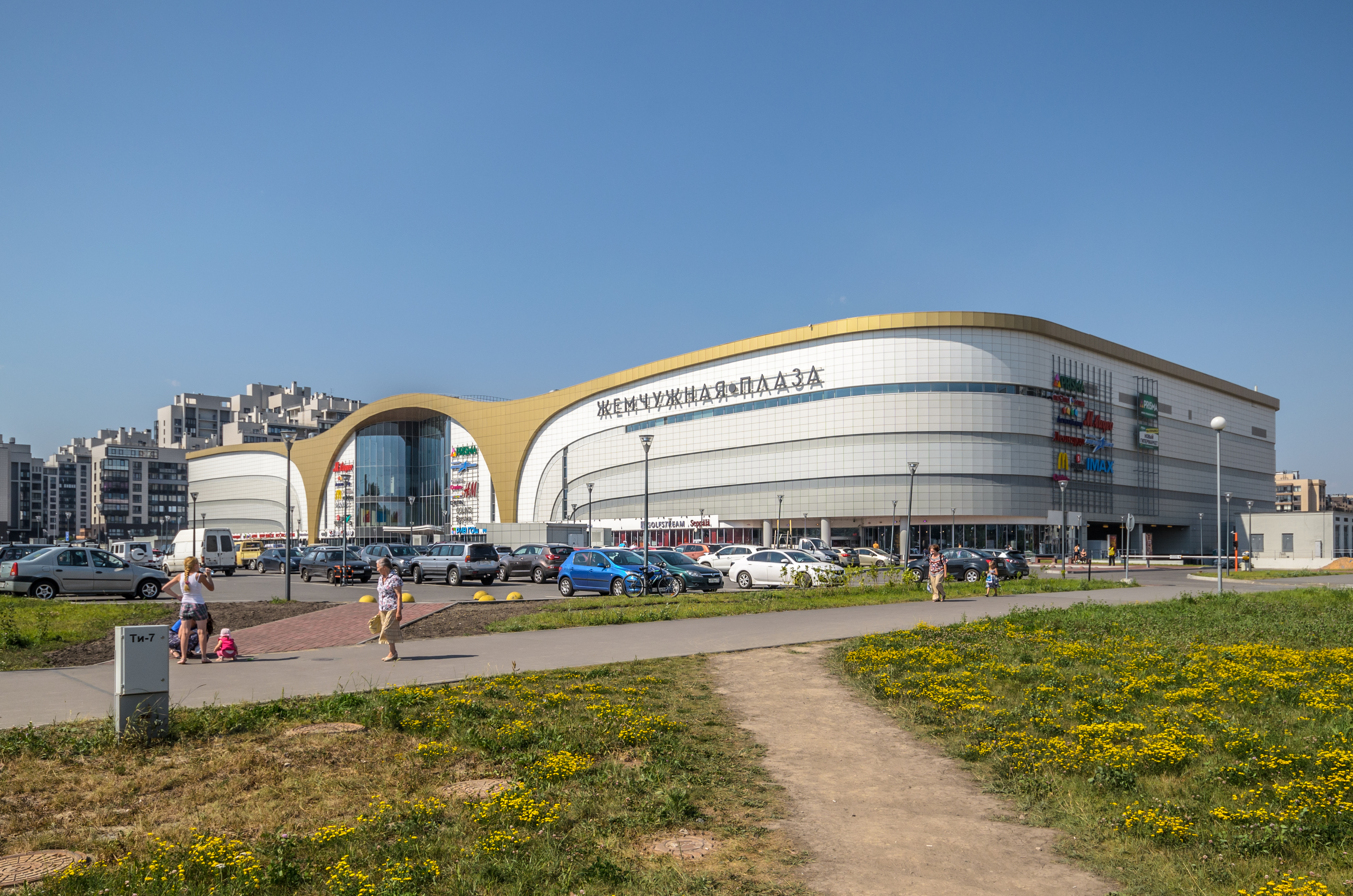 Pearl Plaza Mall SPB 01