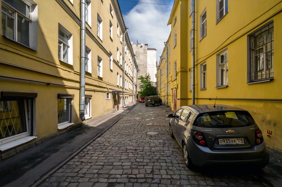 Courtyards of SPB 04