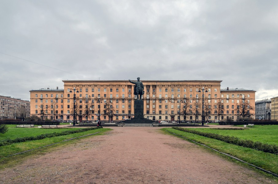 Kirovskaya Square SPB