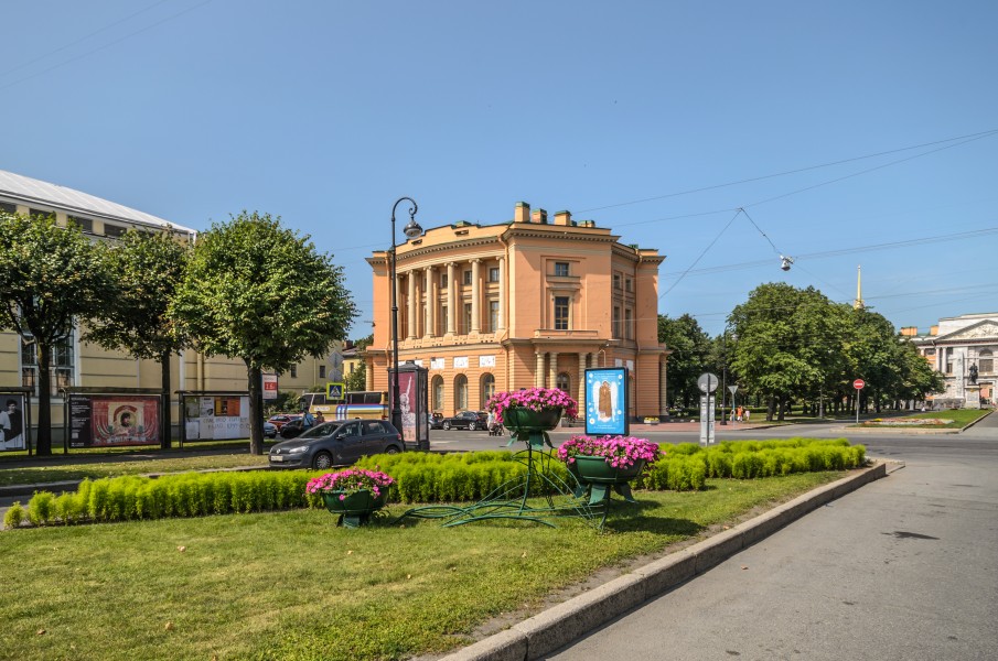 Klenovaya Street in SPB 05