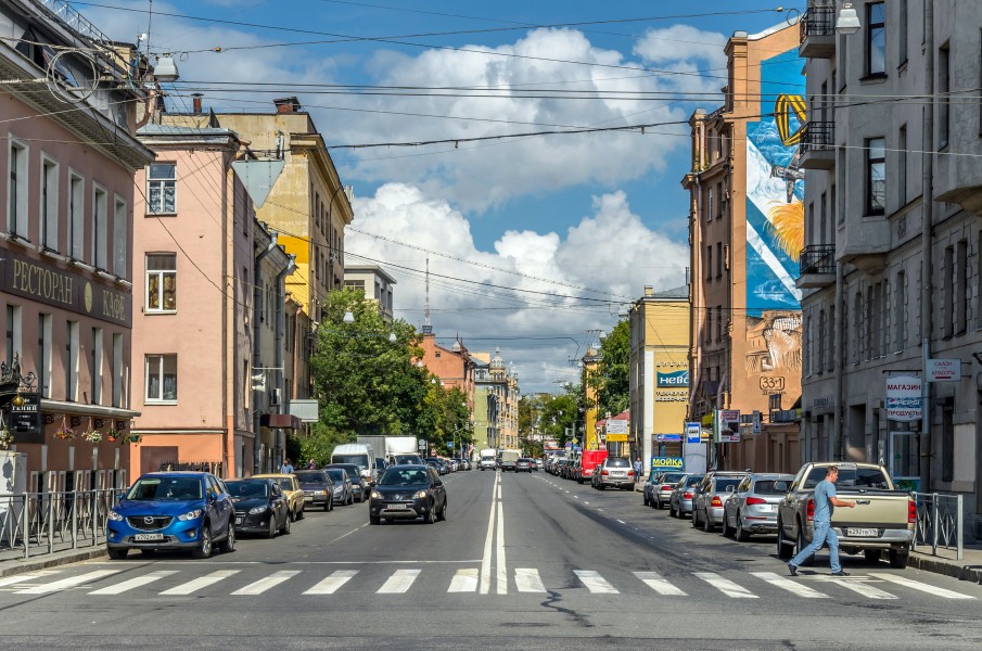 Maliy Avenue of Petrograd Side 01